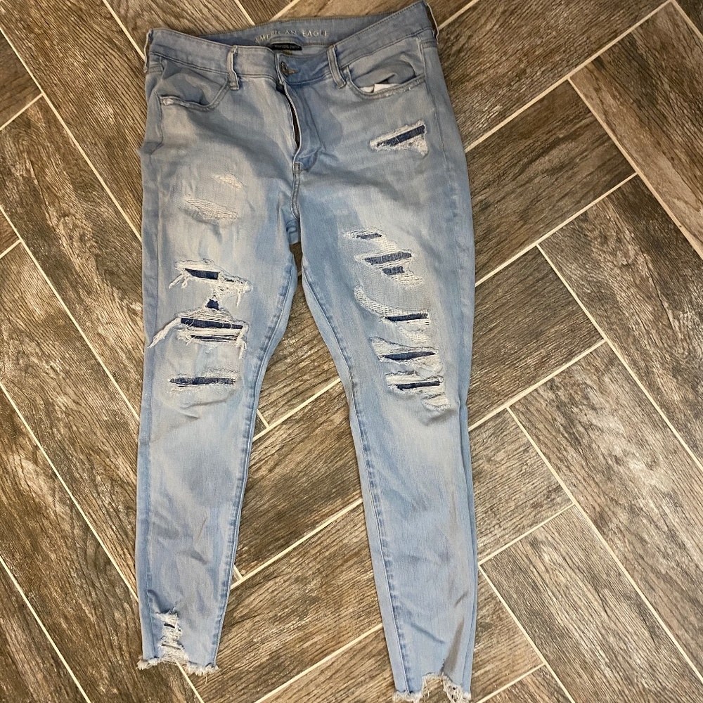 AMERICAN EAGLE JEAN